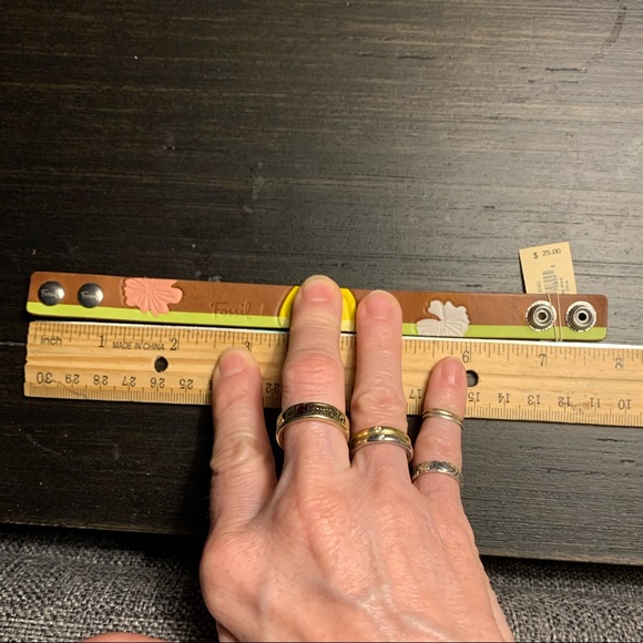 FOSSIL Leather Bracelet * NWT * - Picture 4 of 6